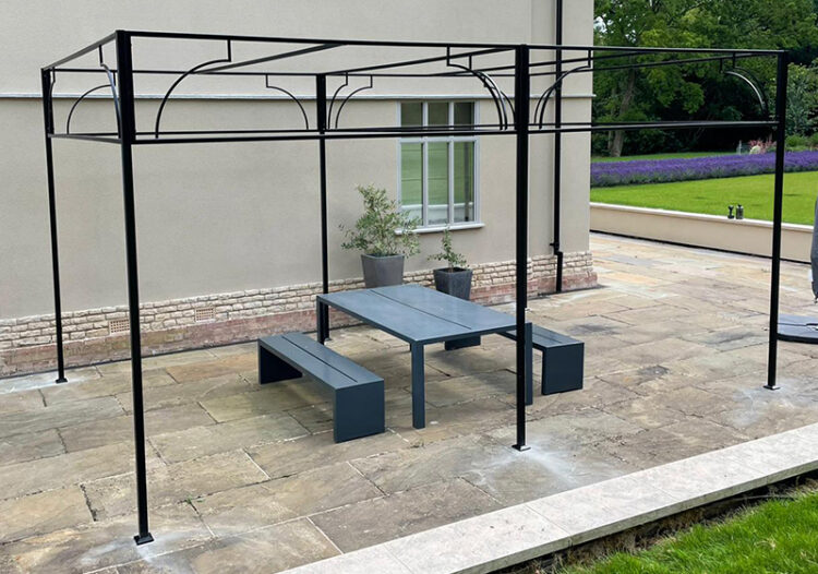 bepoke garden pergola from the side